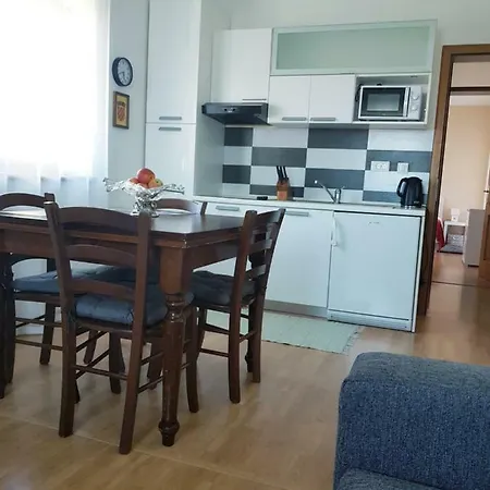 Apartment Apartman Duka